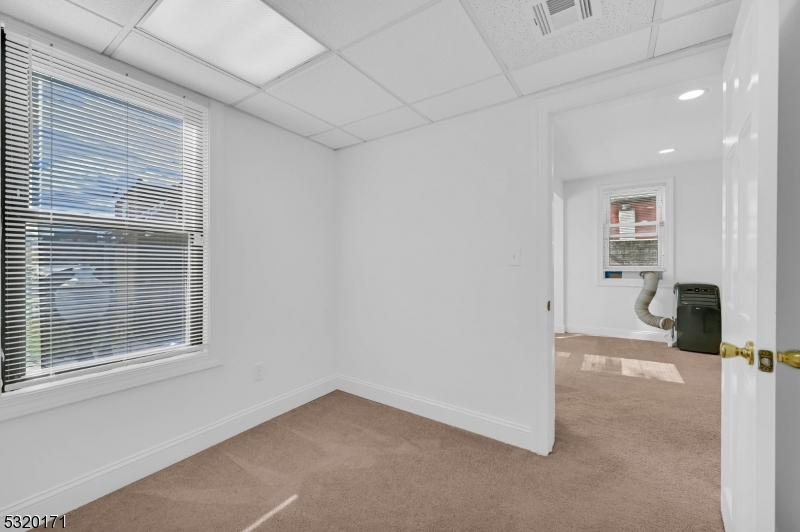 38 Morris St