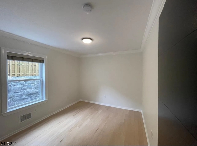 40 Grant St 1
