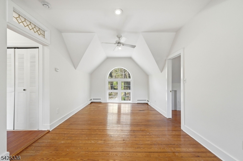 1 Conklin Ave