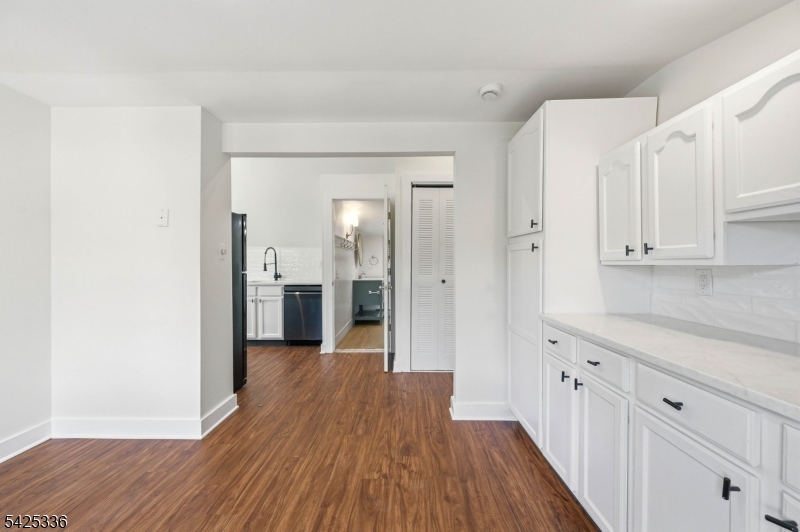 1 Conklin Ave