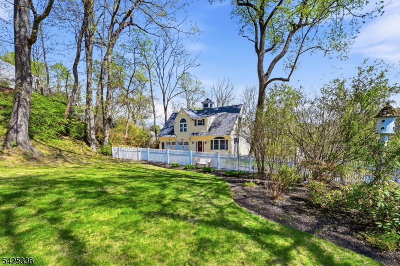 1 Conklin Ave