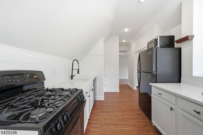 1 Conklin Ave