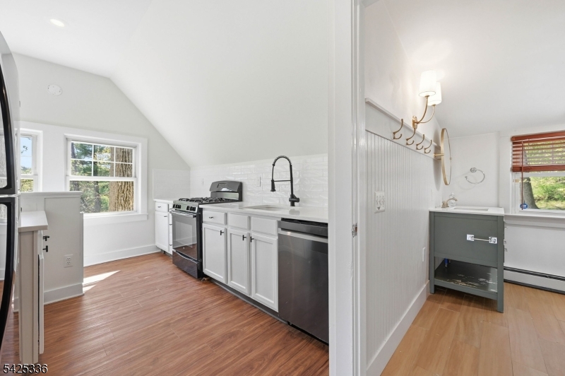 1 Conklin Ave