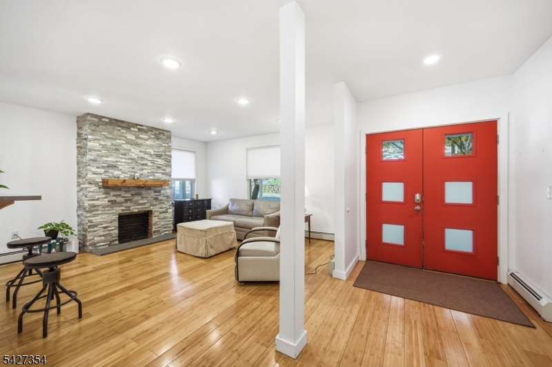 29 Western Ave 1
