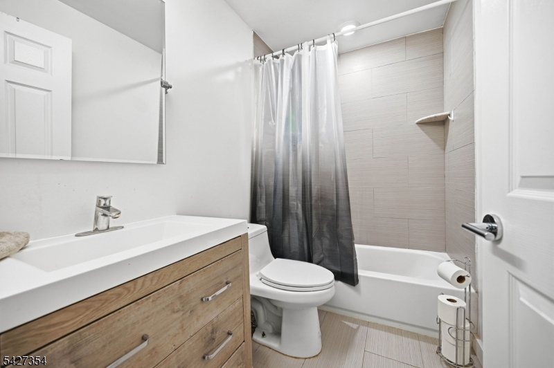 29 Western Ave 1