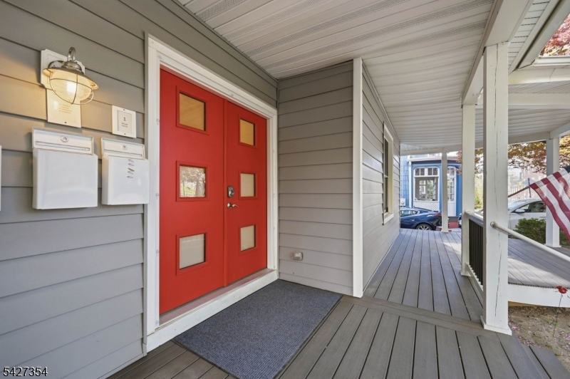 29 Western Ave 1