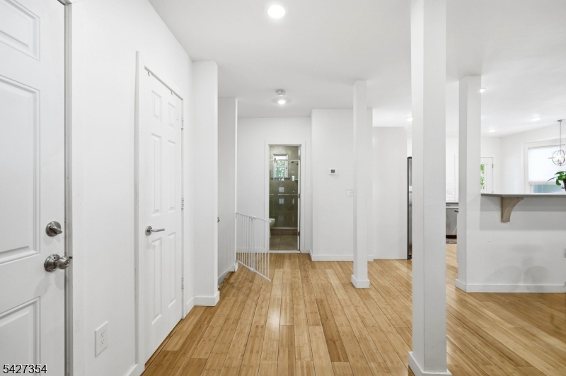 29 Western Ave 1