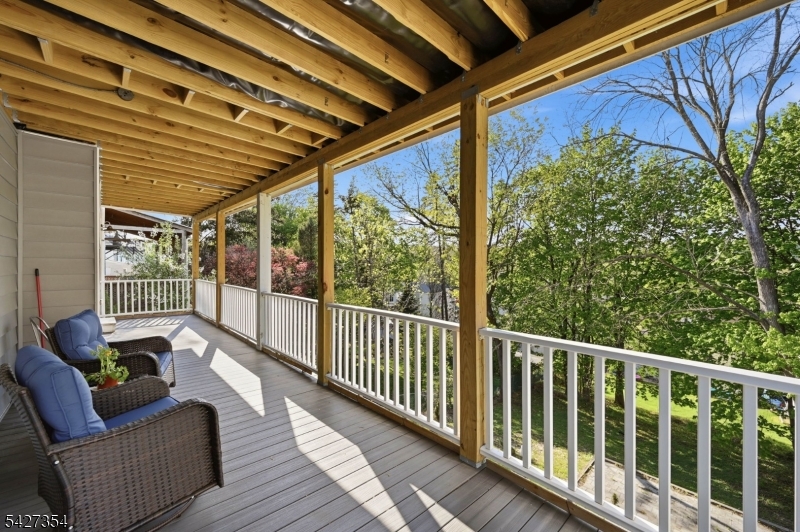 29 Western Ave 1