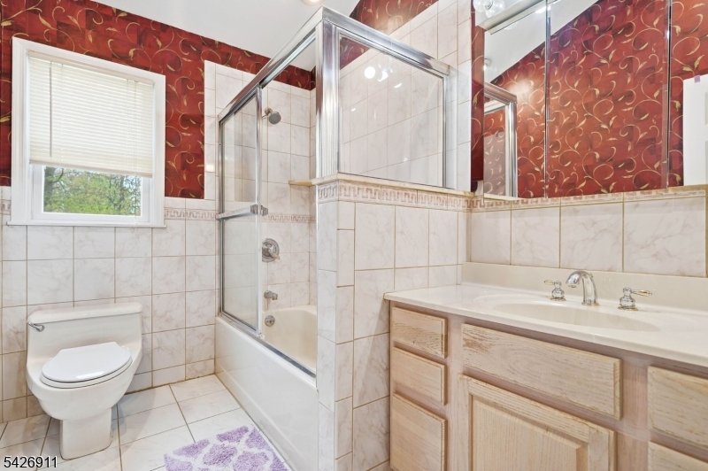 4 Winfield Dr