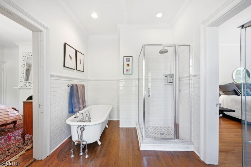 21 Franklin Pl