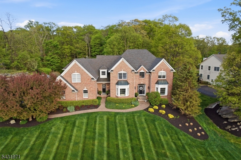 6 Fox Run Rd