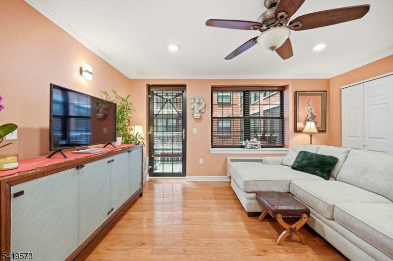 7 Prospect St