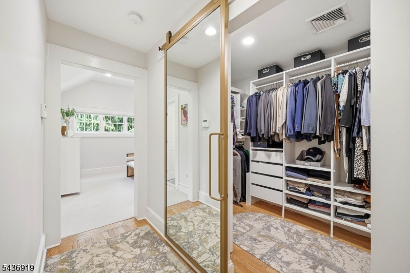 35 Sherman Pl