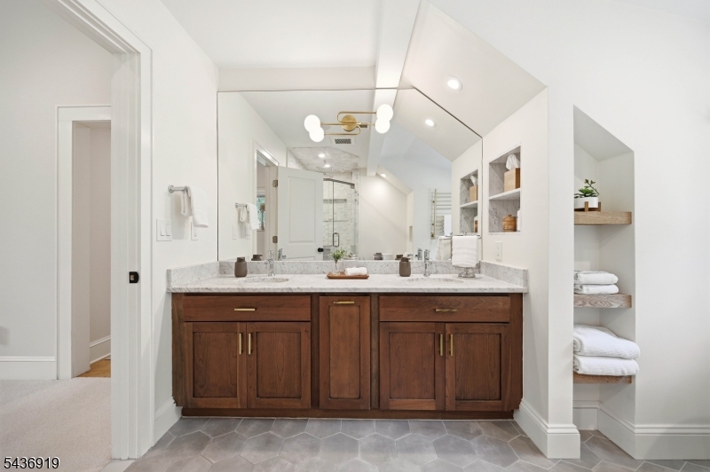 35 Sherman Pl