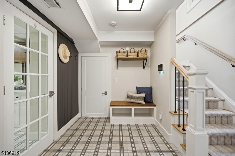 35 Sherman Pl