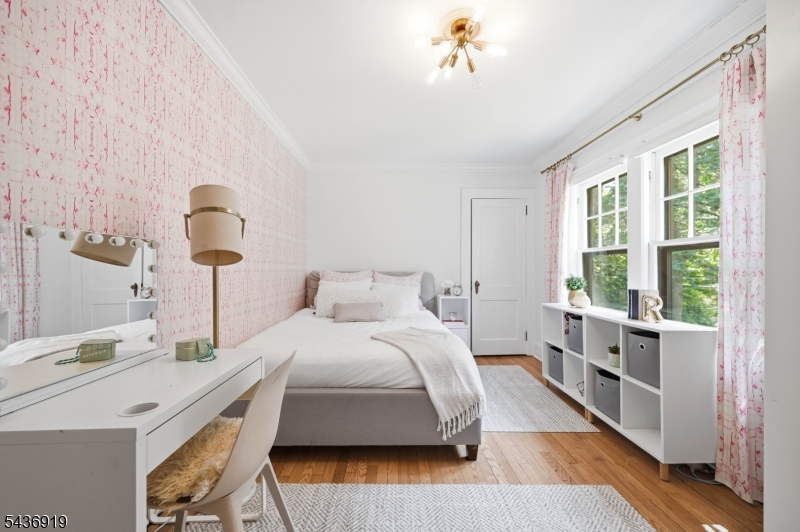 35 Sherman Pl
