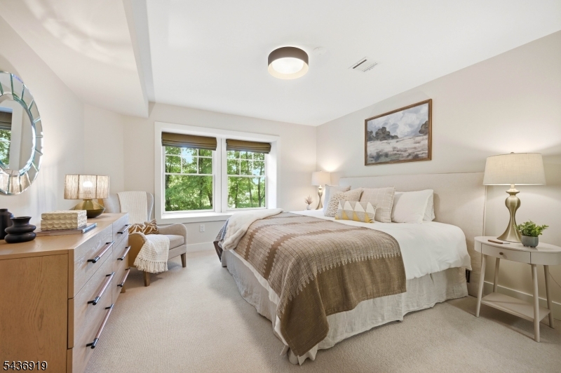 35 Sherman Pl