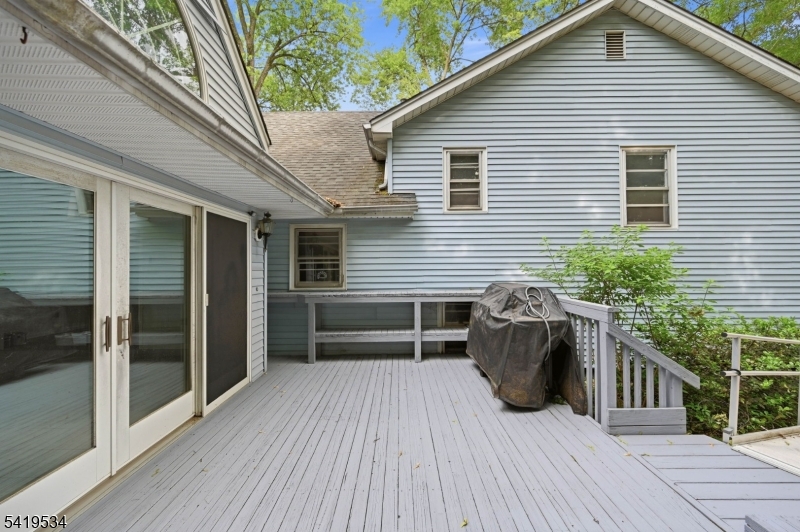27 Knollwood Rd