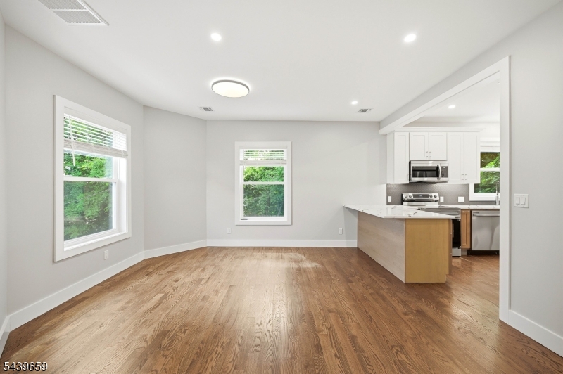 40 Jardine Rd 2