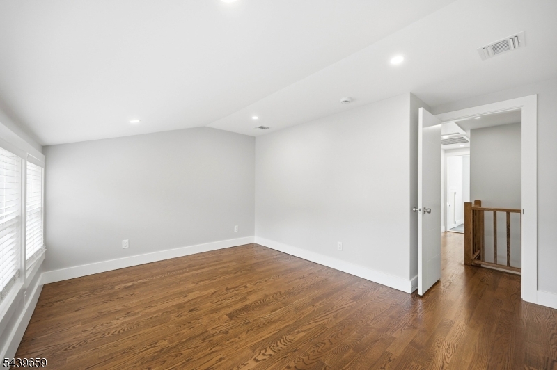 40 Jardine Rd 2