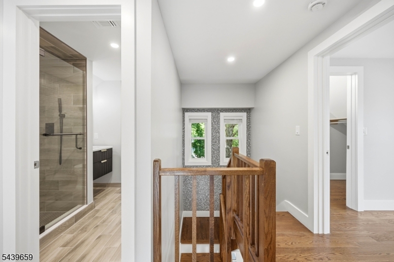 40 Jardine Rd 2