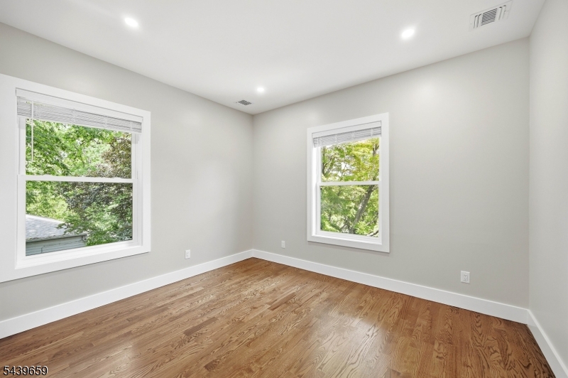 40 Jardine Rd 2