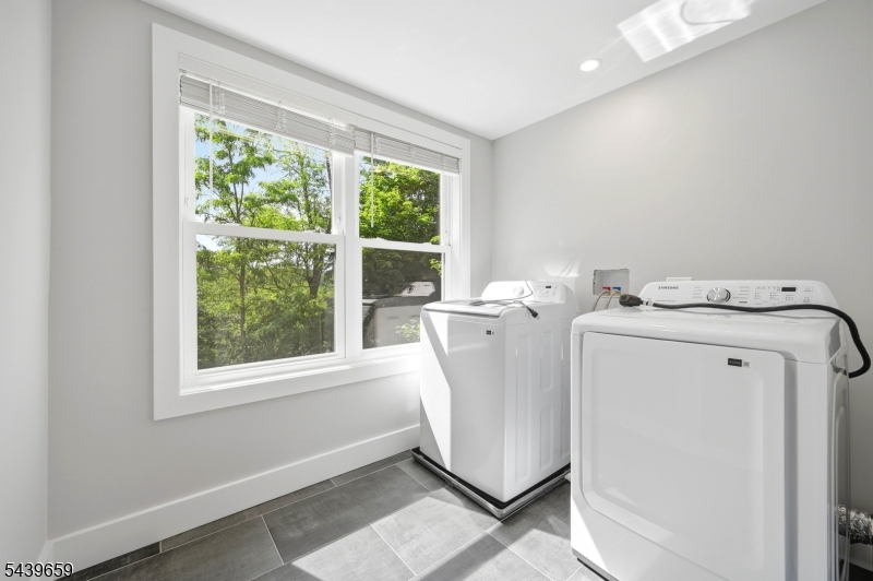 40 Jardine Rd 2