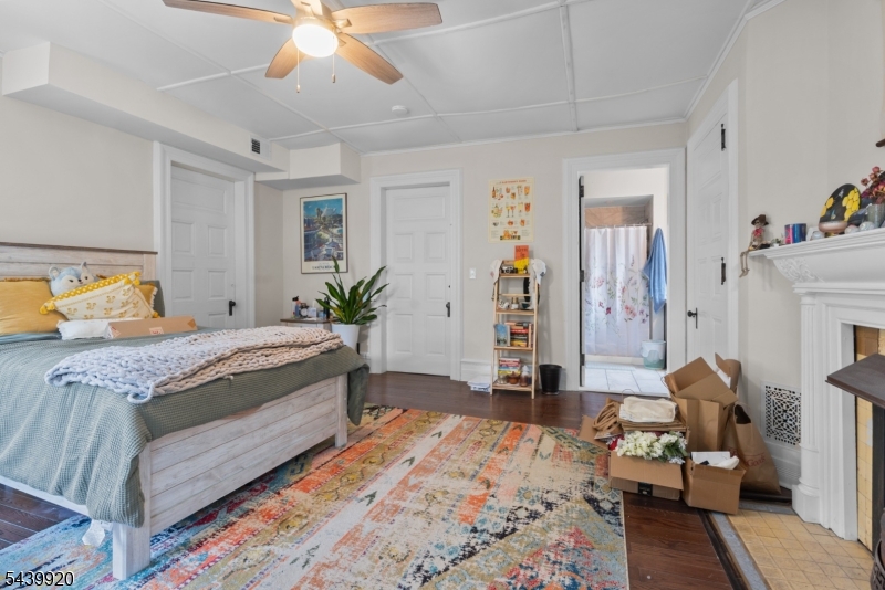 1 Franklin Pl