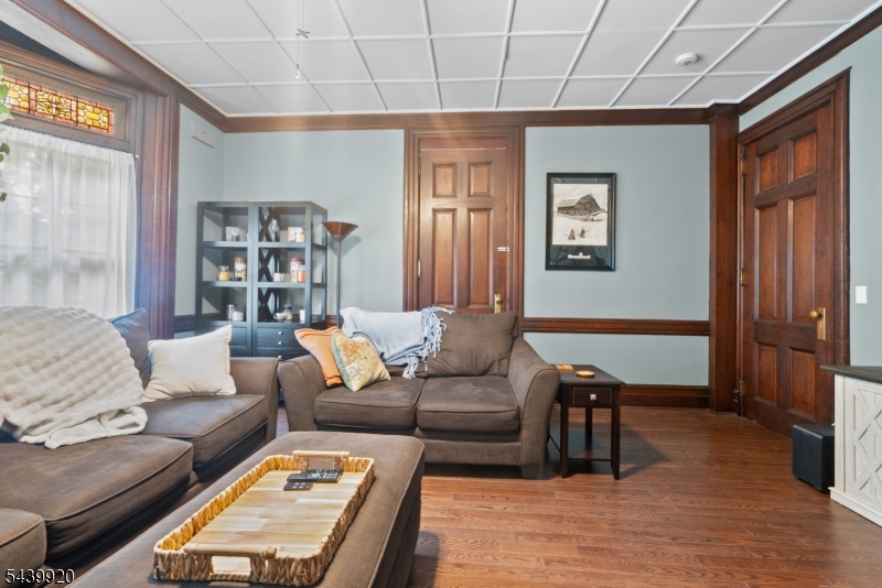 1 Franklin Pl