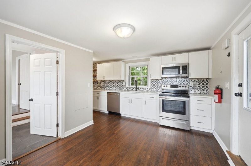 3 W Fairview Ave B
