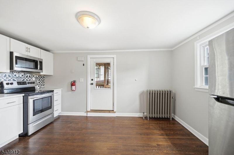 3 W Fairview Ave B