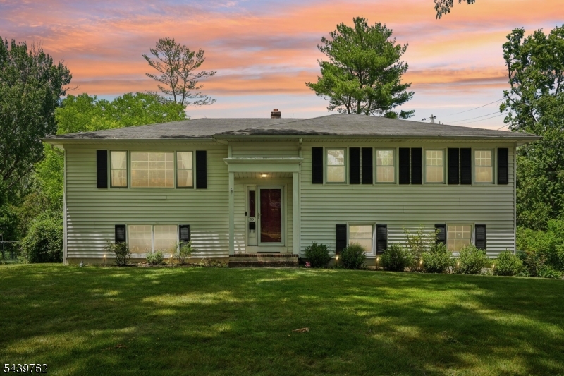 55 Sagamore Dr