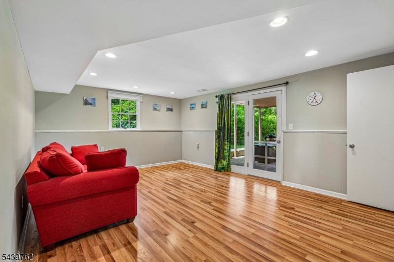 55 Sagamore Dr