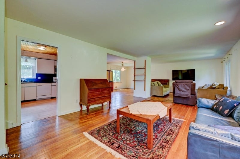 224 Crown Rd