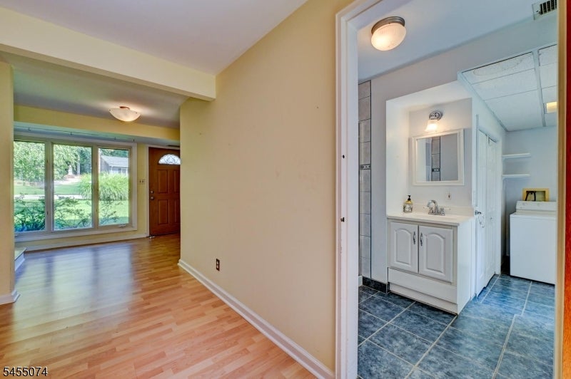 224 Crown Rd