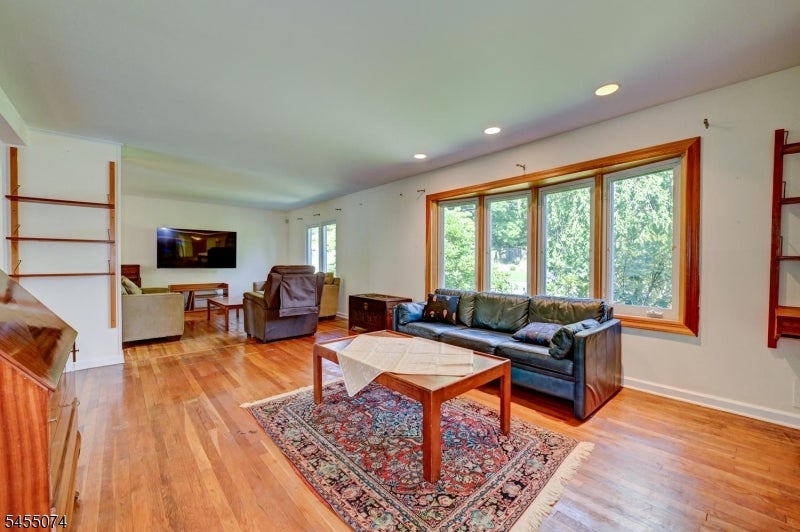 224 Crown Rd