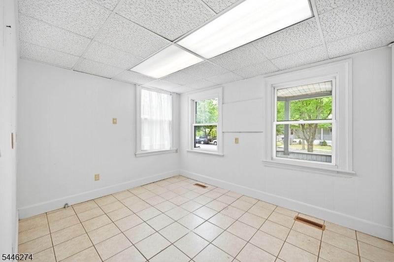 98 Maple Ave