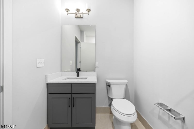 175 Morris St 328