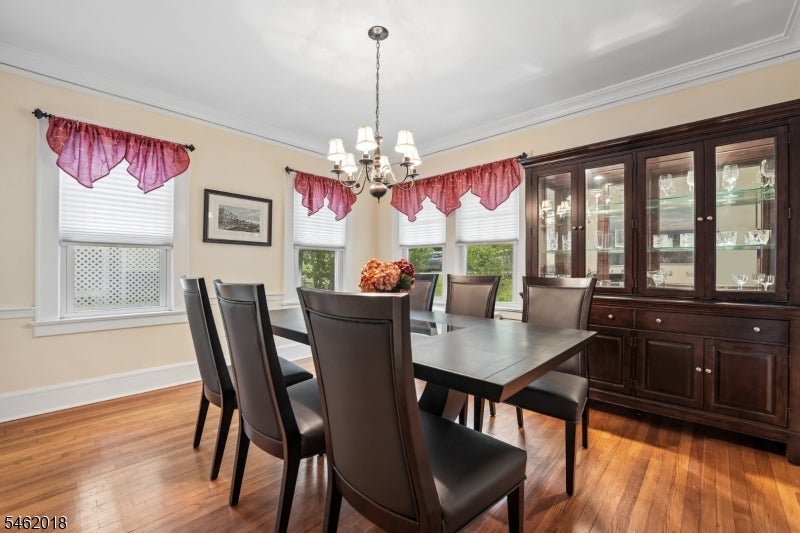 21 Midland Dr