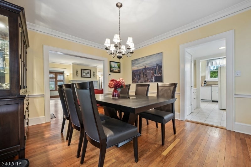 21 Midland Dr