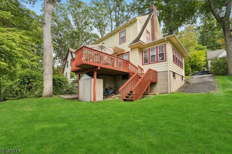 21 Midland Dr