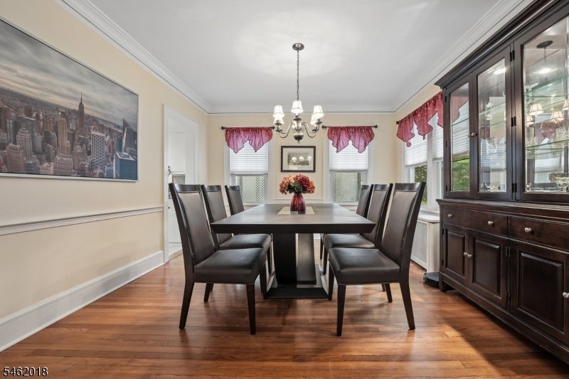 21 Midland Dr