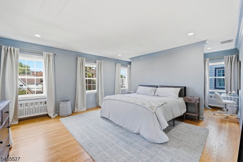 2766 Larchmont Rd
