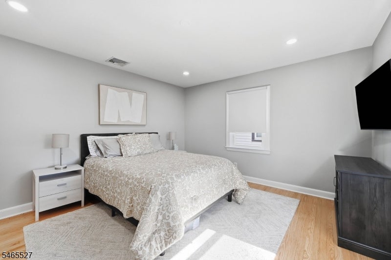 2766 Larchmont Rd