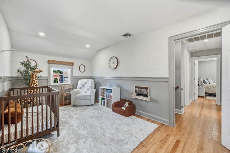 2766 Larchmont Rd