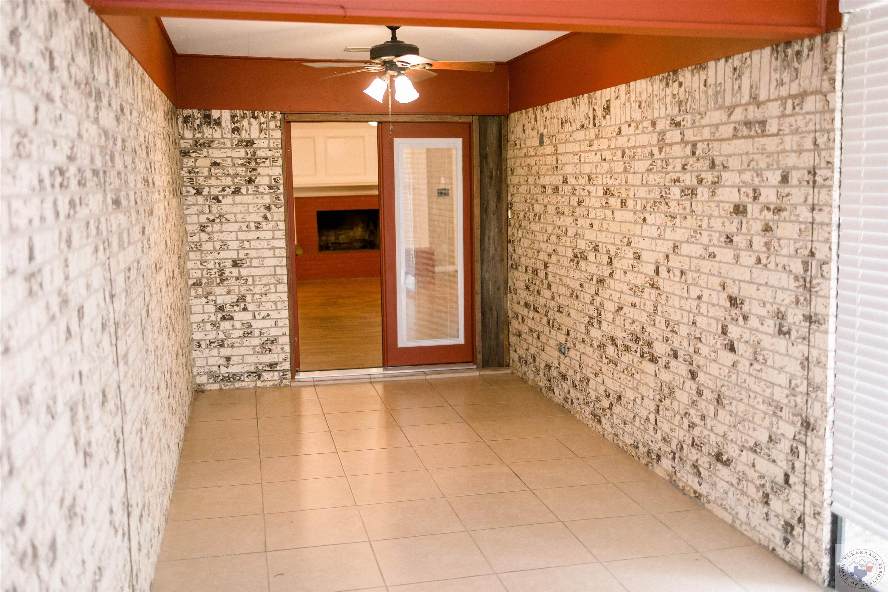 111 Shumaker Dr