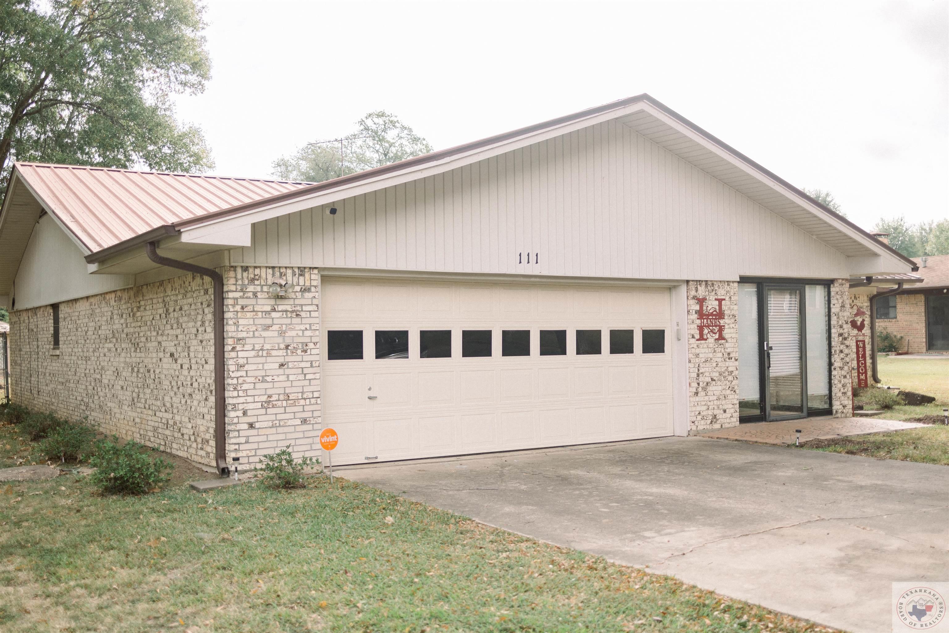 111 Shumaker Dr