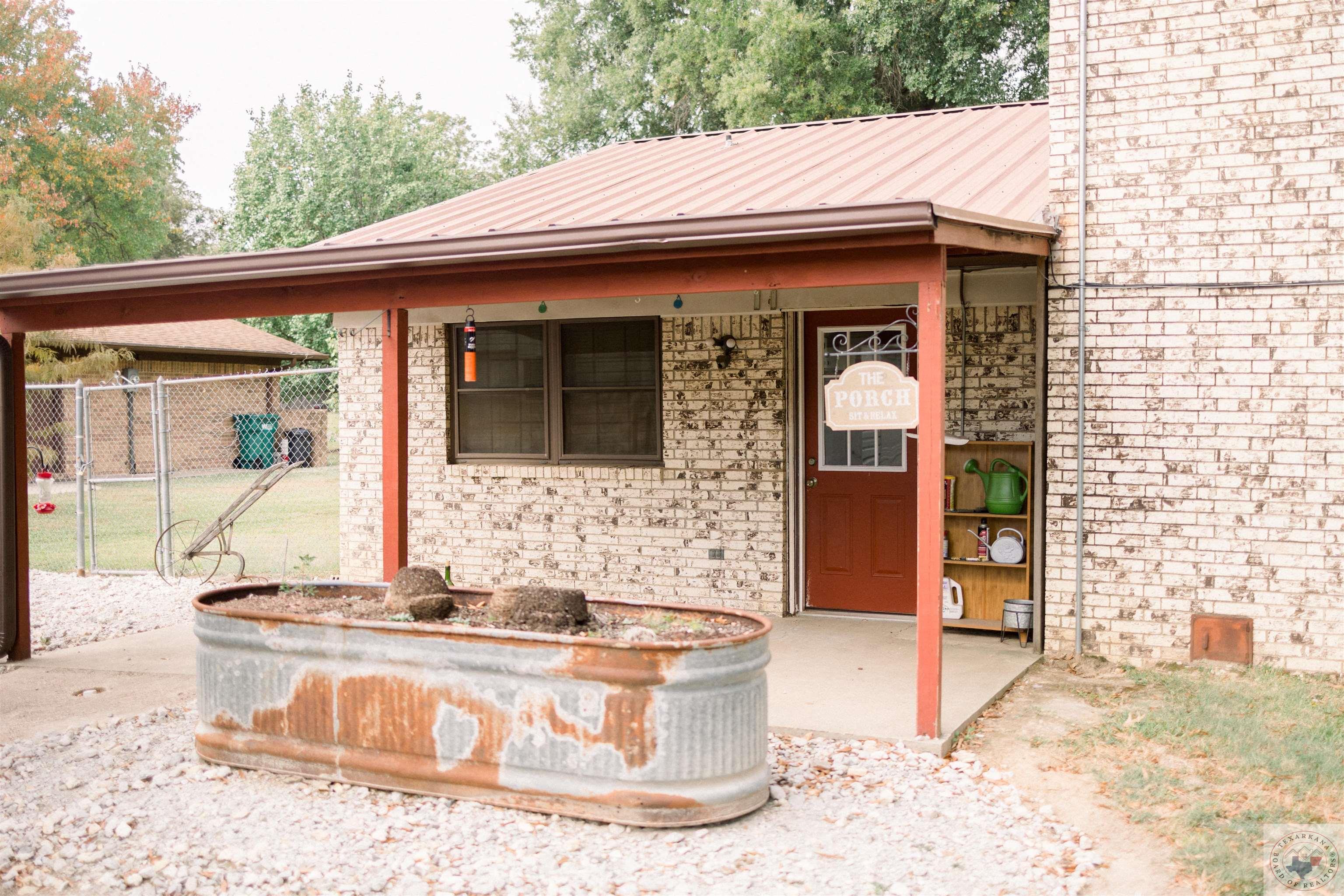111 Shumaker Dr