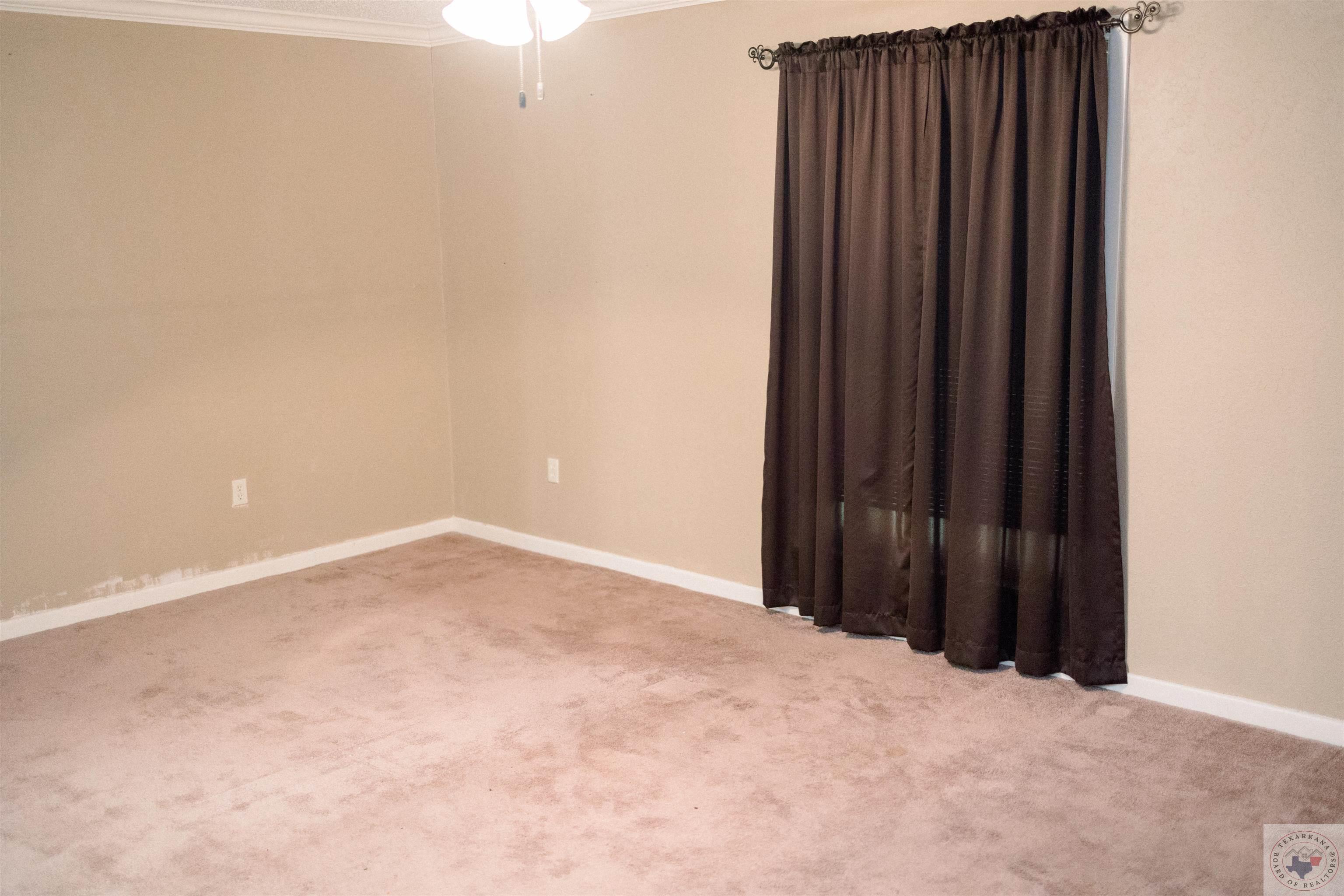 111 Shumaker Dr