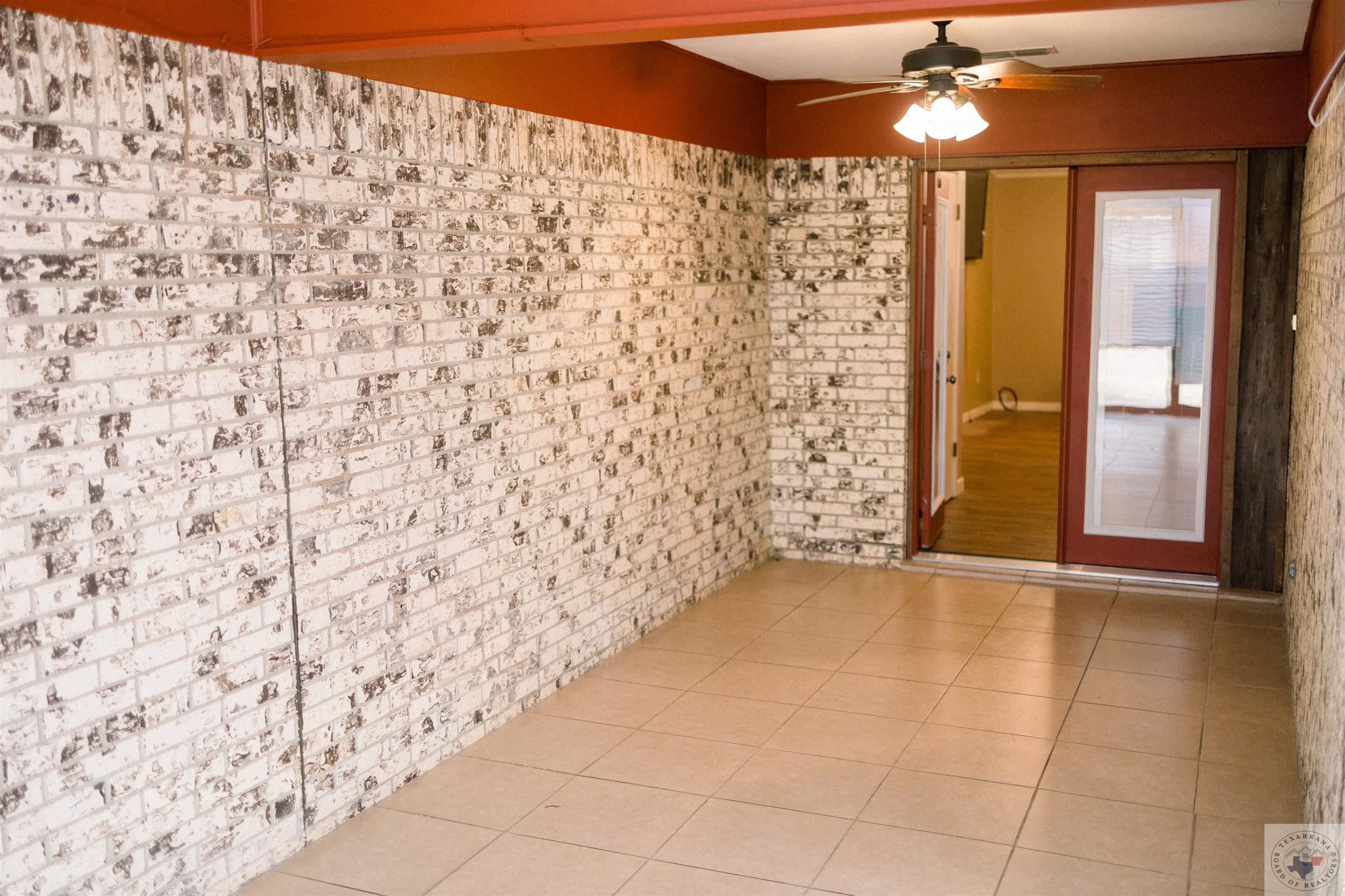 111 Shumaker Dr